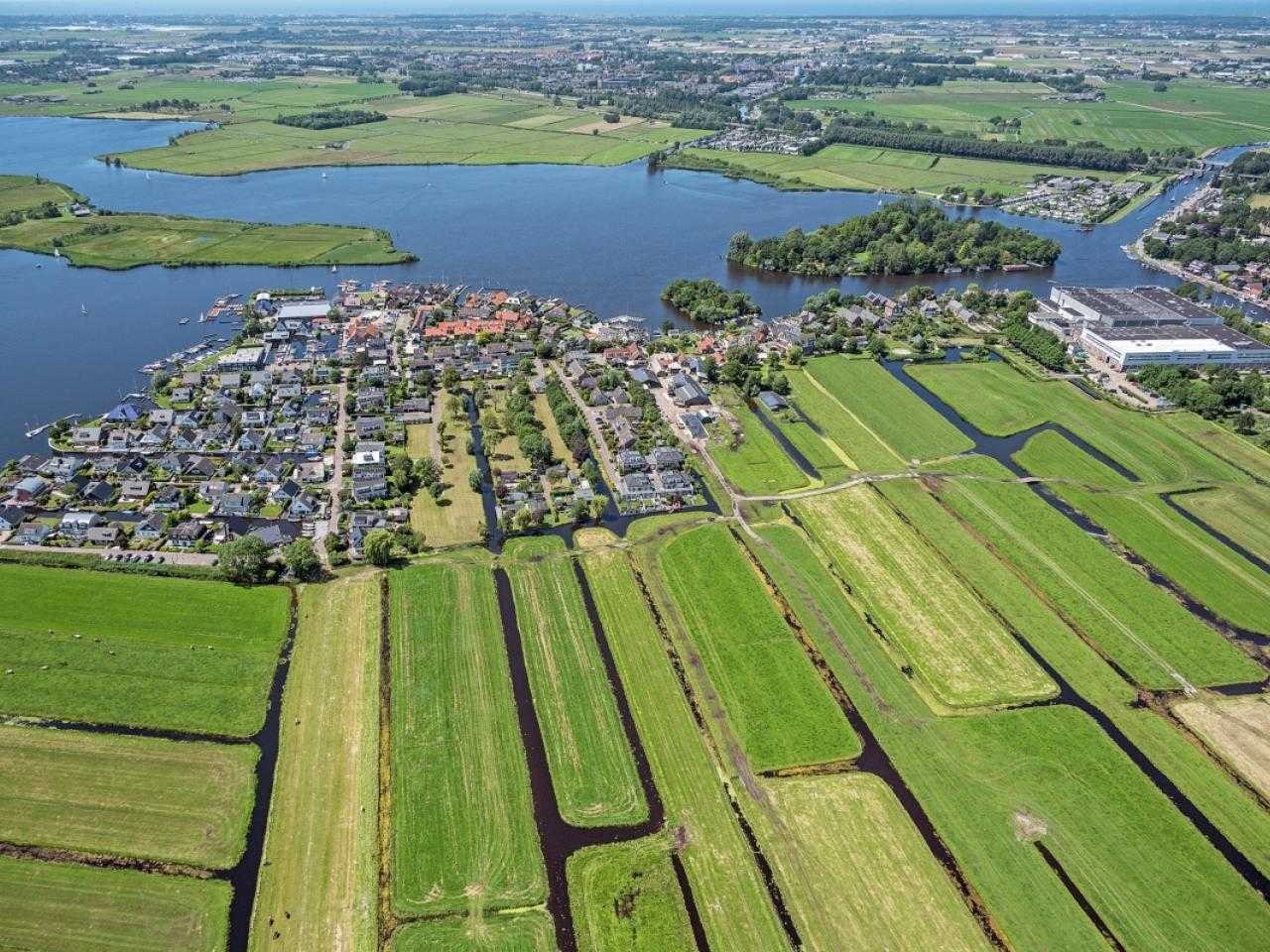 De Kagerplassen van boven